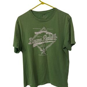 Banana Republic Olive Graphic Tee